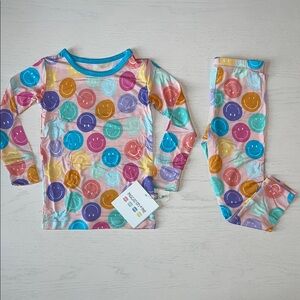 Macaron + Me Smiley Long Sleeve Bamboo Pajama Set 3T 4T 5T